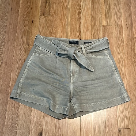 GUC Banana Republic shorts - Picture 1 of 9